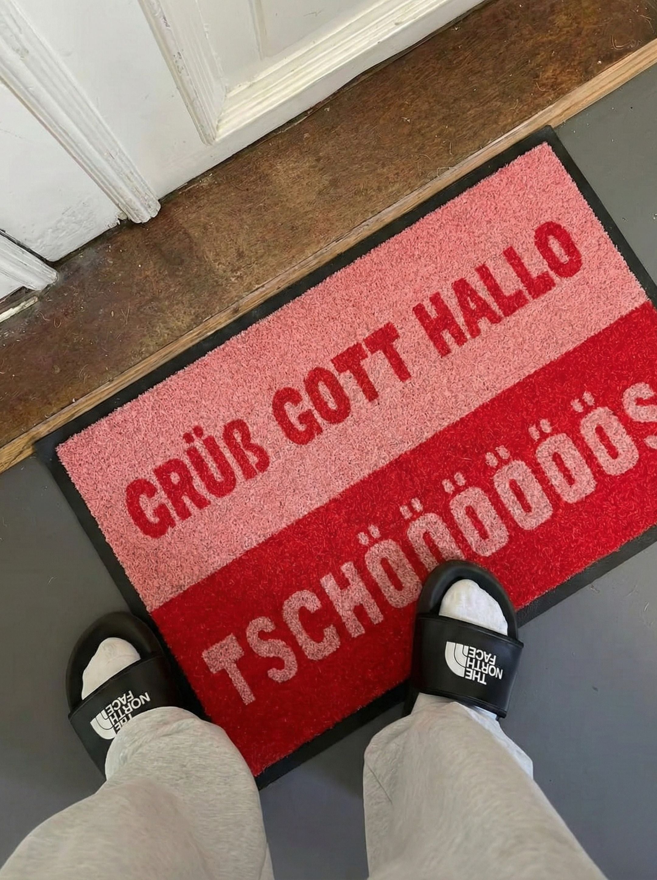 GRÜß GOTT HALLO - FUßMATTE (ROSA)